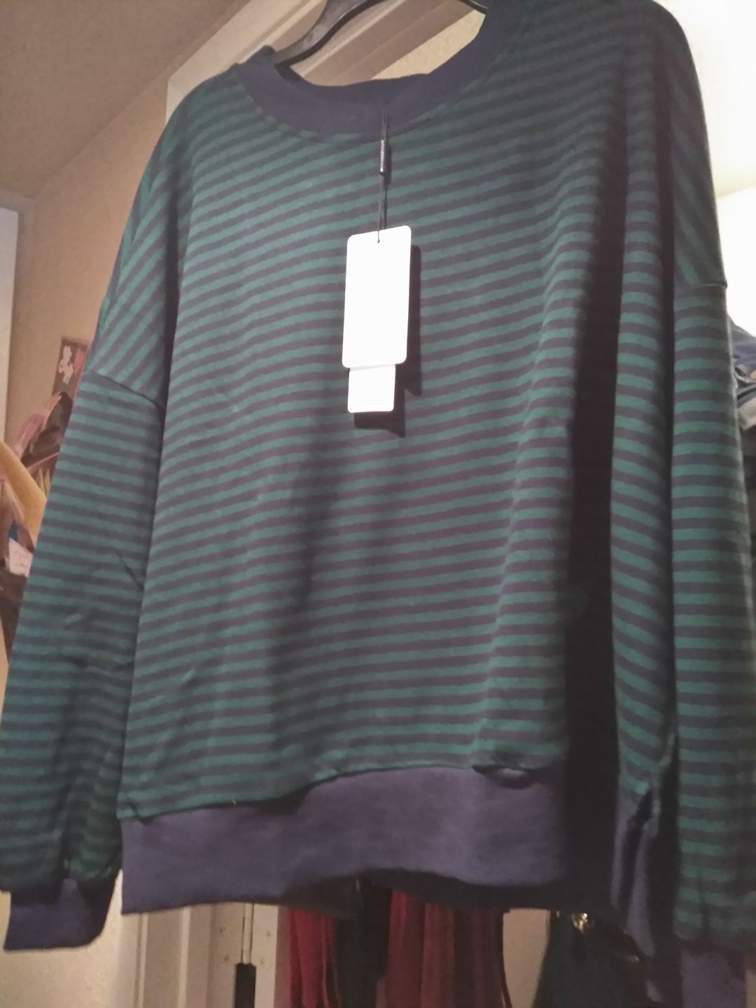Customer photo review of Plus Size Buykud Hand-Made 100% Cotton Sweatshirt