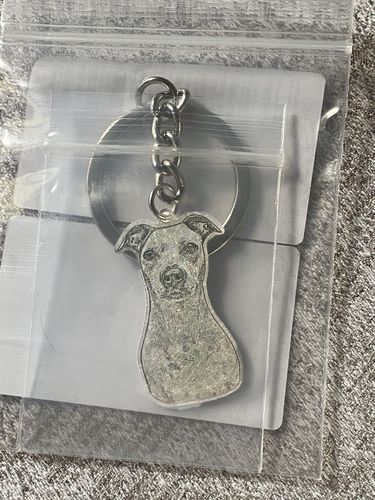 Customer photo review of Silvercut™ Keychain