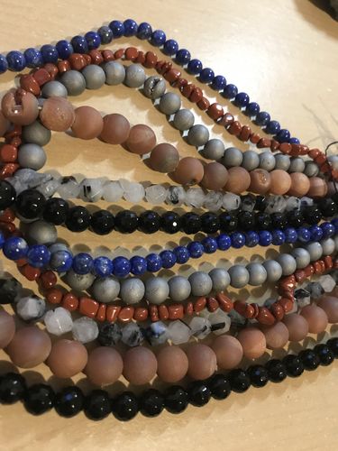 Customer photo review of 15.5" 3~5mm Natural red jasper pebbles beads, potato beads, small nugget beads