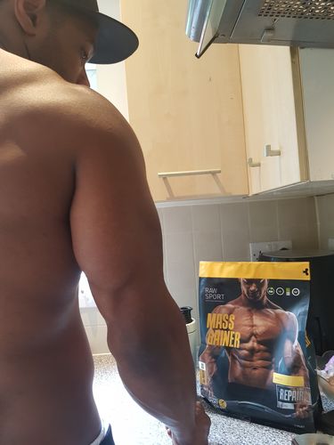 Customer photo review of Mass Gainer Protein Powder Vanilla