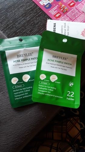 Customer photo review of Perfect Face Sticker