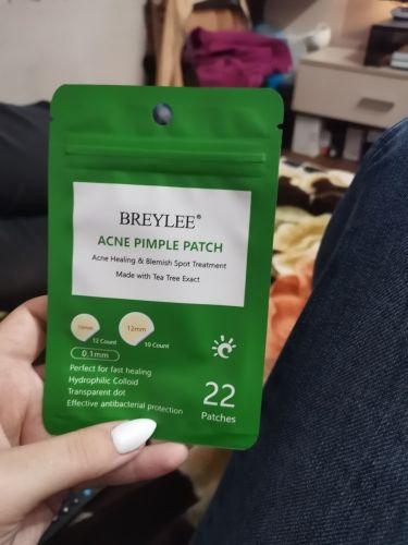 Customer photo review of Perfect Face Sticker