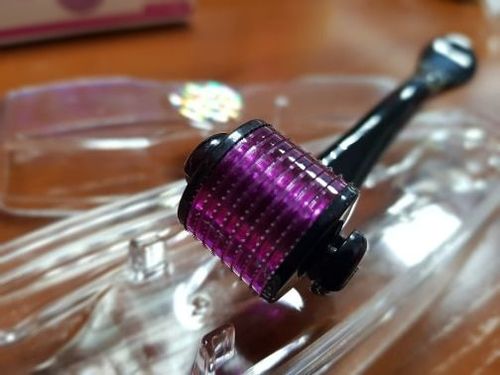 Customer photo review of Premium Dermaroller mit 540 Titan Nadeln