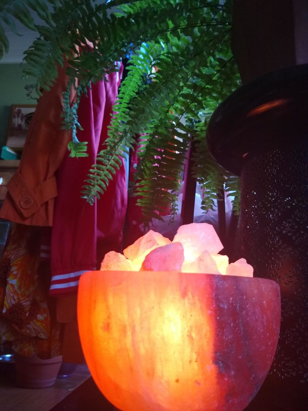Customer photo review of Fire Bowl Himalayan Salt Lamp
