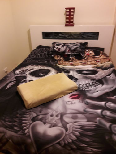 Customer photo review of A6 Skull Bedding Set