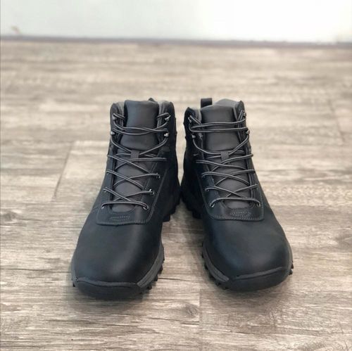 Customer photo review of Handmade Genuine Leather Fur Snow Boots