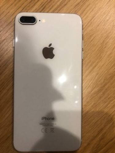 Customer photo review of Apple iPhone 8 Plus 64GB Silver Unlocked Refurbished Pristine