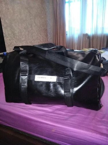 Customer photo review of Dolops Leather Sports Bag
