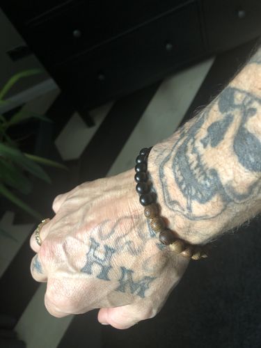 Customer photo review of Zedernholz Armband