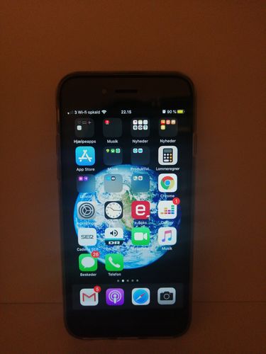 Customer photo review of Apple iPhone 6S 64GB Space Grey Unlocked Refurbished Good