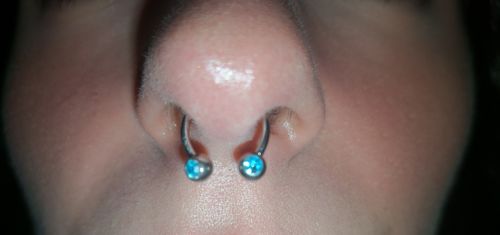 Customer photo review of Front Facing Jewels Surgical Steel Horseshoe