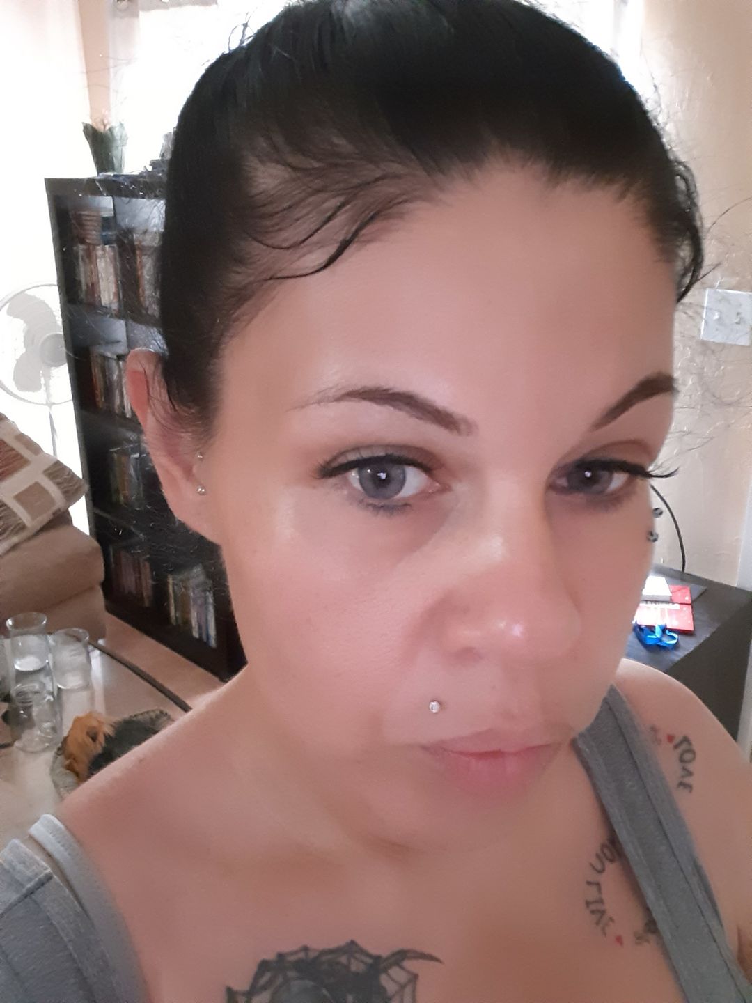 Customer photo review of Siesta Black Romance Dian