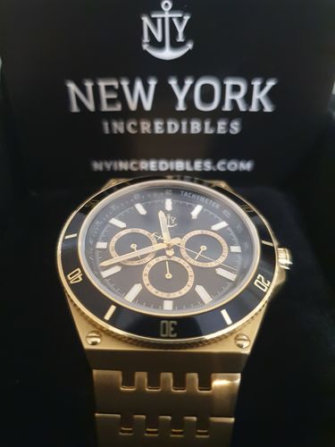 Customer photo review of Watch Wallstreet