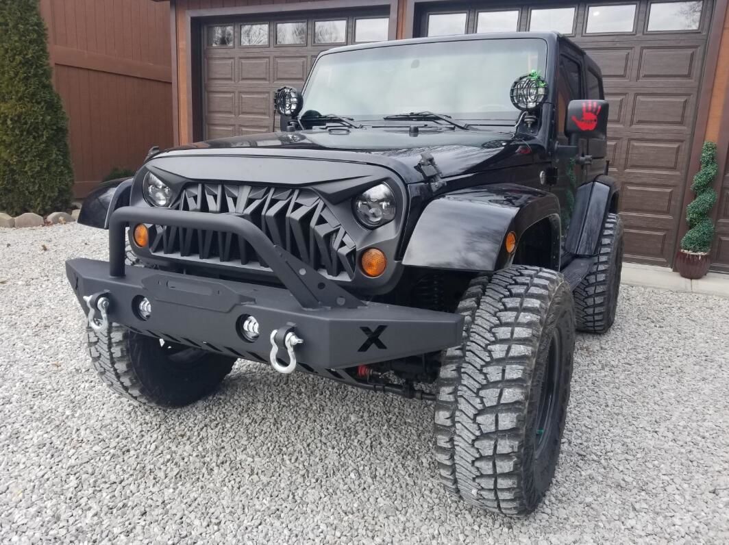 Customer photo review of Shark Grille - Matte Black (07-18 Wrangler JK)
