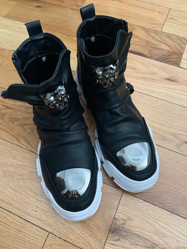 Customer photo review of Jilde Claus Boots