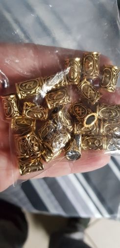 Customer photo review of PERLE VIKING - LOT DE 24 RUNES