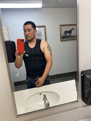 Customer photo review of Men's Zipper Neoprene Sauna Vest