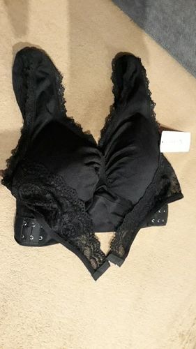 Customer photo review of SIMB Seamless Lift Bra with Front Cross Side Buckle (From S to XXXL)