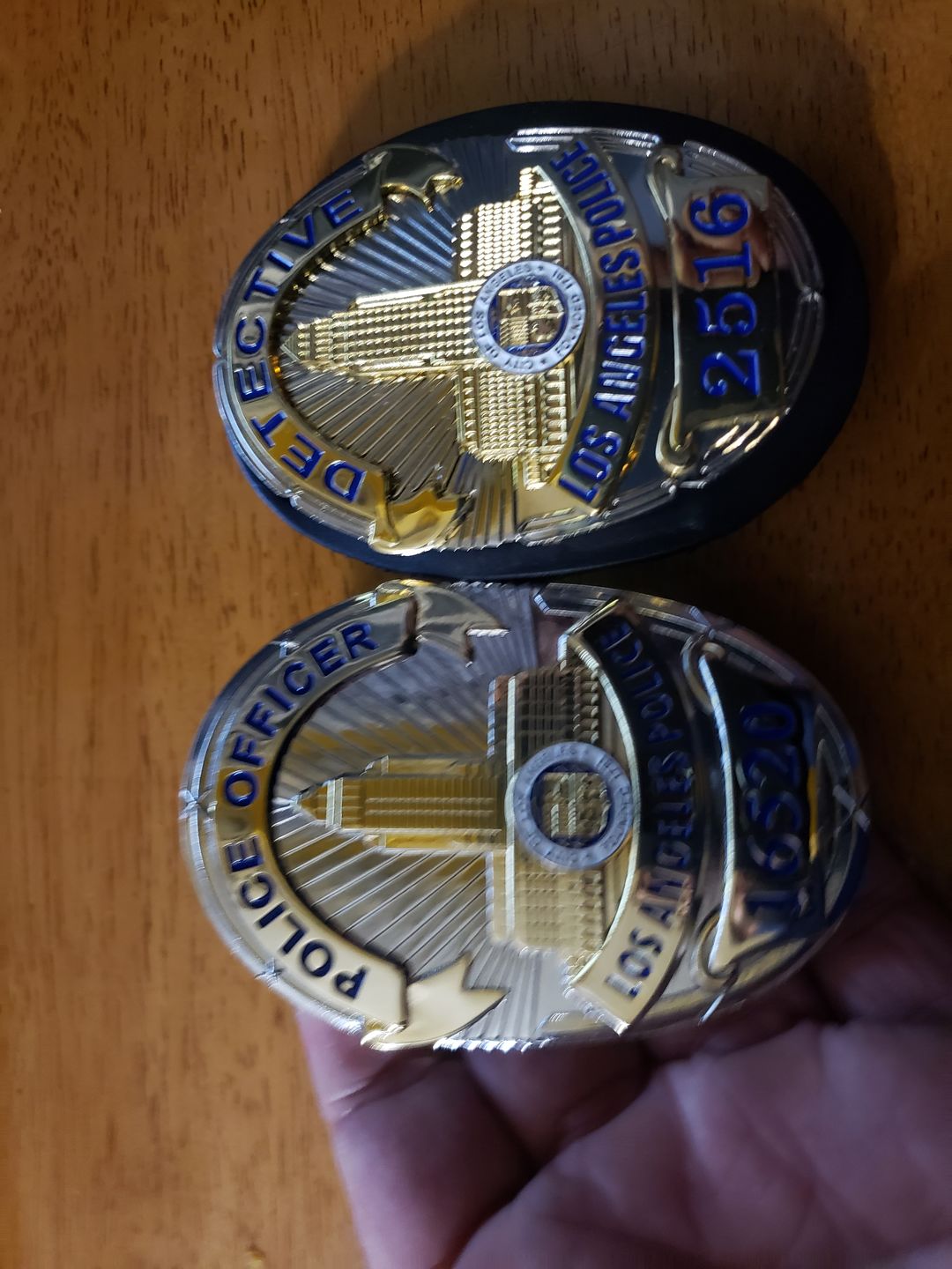 Customer photo review of LAPD Los Angeles Police Detective Badge Solid Copper Replica Movie Props With Number 2516