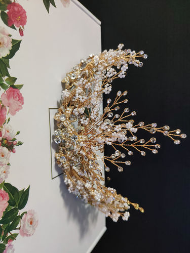 Customer photo review of Gold Blooming Floral Tiara Quinceanera Crown AC1114