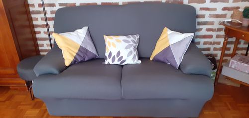 Customer photo review of Gris anthracite - Housses Extensibles de Fauteuil et Canapé - La Maison des Housses