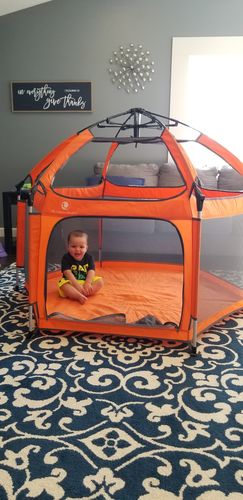 Customer photo review of Pop N' Go® Playpen