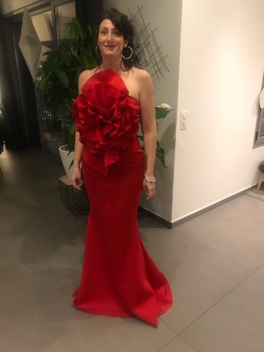 Customer photo review of Off Shoulder Velvet Bell Sleeve Elegant Bodycon Dress