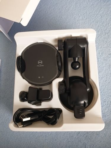 Customer photo review of Titan Wireless Car Charging Holder Mrk 2™