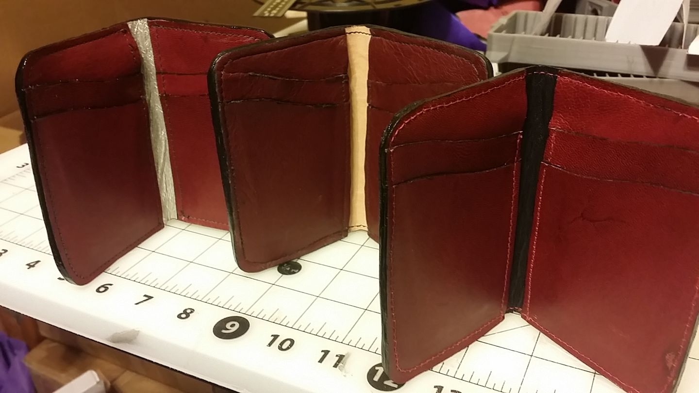 Customer photo review of No.52 | Vertical Wallet (Template)