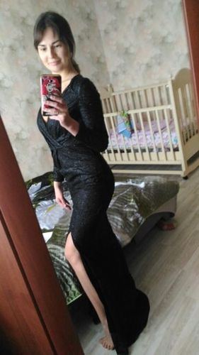 Customer photo review of Glitter High Split V Neck Long Sleeves Evening Gown Dress