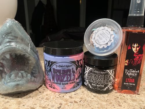 Customer photo review of Twisted Mystery Box