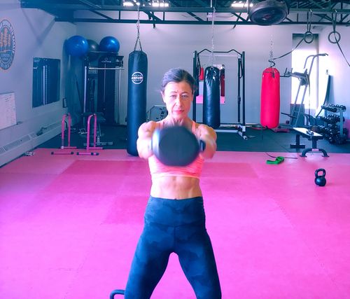 Customer photo review of 18kg / 40lbs E-coated Cast Iron Kettlebell