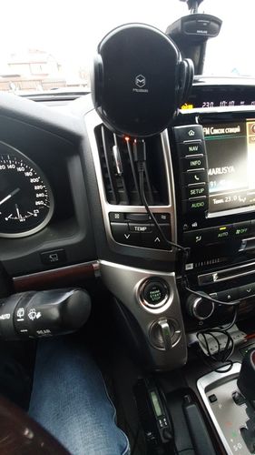 Customer photo review of Titan Wireless Car Charging Holder Mrk 2™