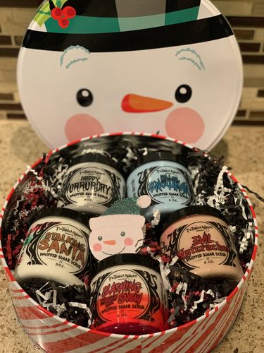 Customer photo review of Round Snowman Tin