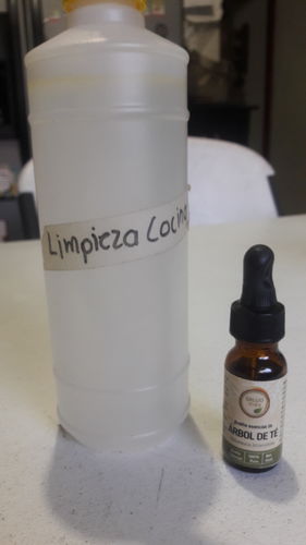 Customer photo review of Aceite esencial de arbol de te