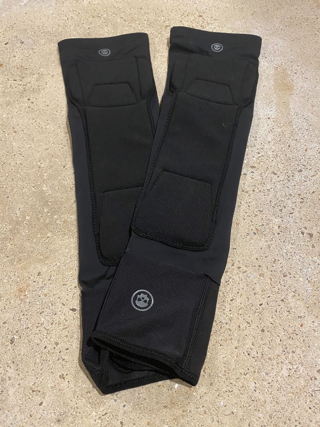 Customer photo review of Infamous PRO DNA Elbow Pads