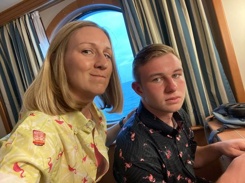 Customer photo review of Naturdays Flamingos – KUNUFLEX Short Sleeve Shirt