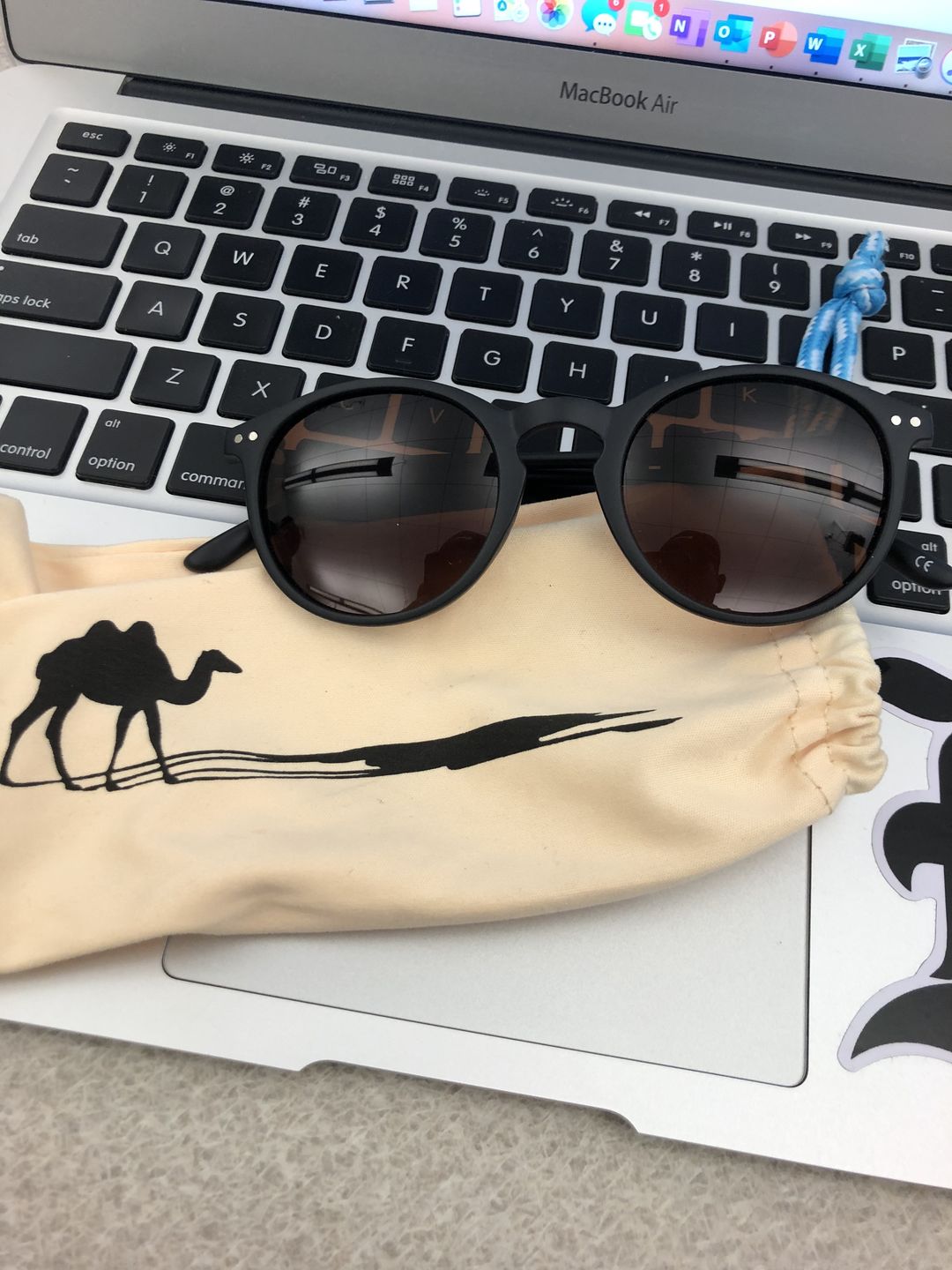 Customer photo review of Agent