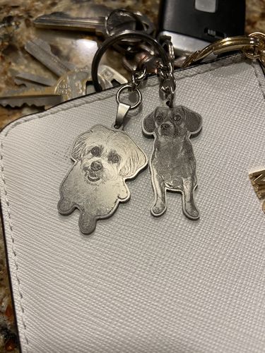 Customer photo review of Silvercut™ Keychain