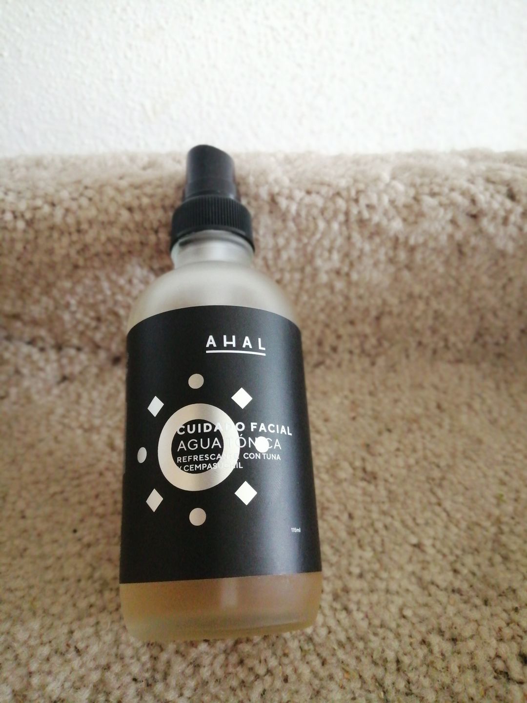 Customer photo review of Agua Tónica Refrescante con Tuna y Cempasúchil