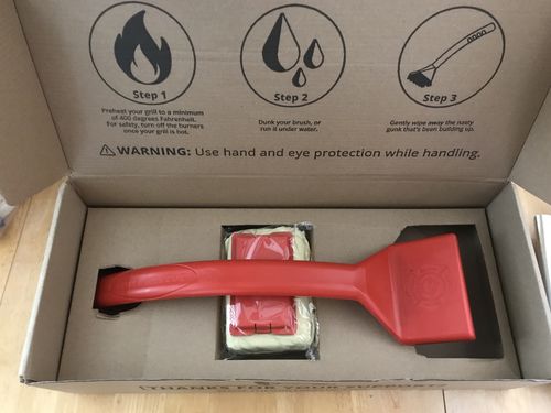 Customer photo review of Just For Me: 1 Brush + 2 Cleaning Heads