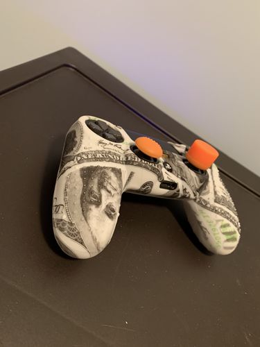 Customer photo review of Show Me The Money - PS4 Controller Skin