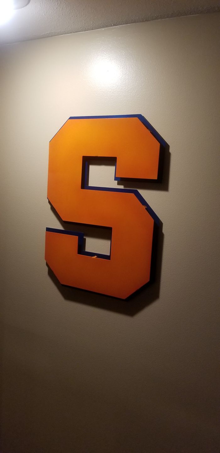 Customer photo review of Syracuse University "S" 3D Artwork