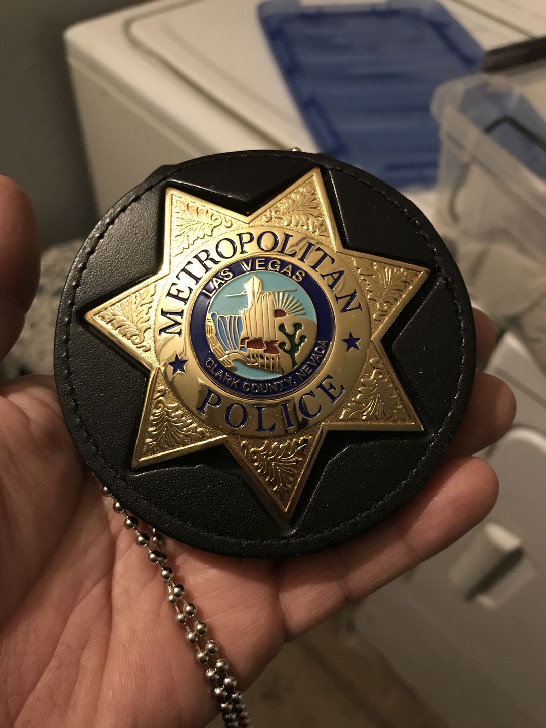 Customer photo review of US Casino Las Vegas Metropolitan Police Badge Solid Copper Replica Movie Props