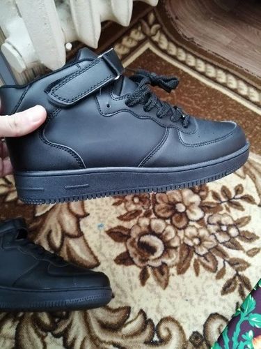 Customer photo review of Vinicio Catalani Sneakers