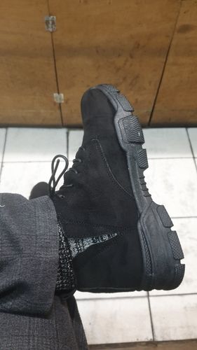 Customer photo review of Amauri Venzon Shoes