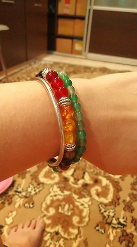 Customer photo review of 7 Chakra Healing Crystals Bracelet