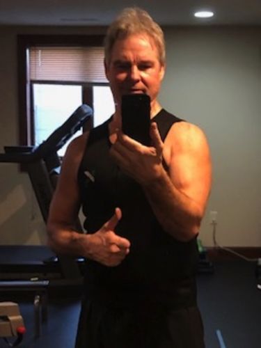 Customer photo review of Men's Zipper Neoprene Sauna Vest