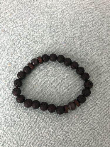 Customer photo review of Vulkanstein Armband