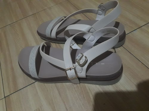 Customer photo review of Douglas Flat Sandals